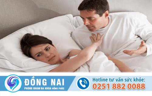 Quan hệ đau rát do đâu?